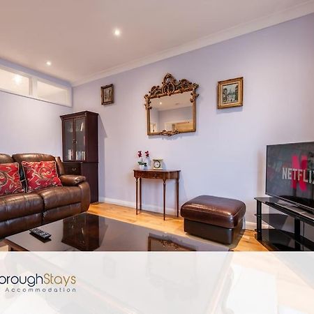 The Loft Apartment Scarborough Extérieur photo